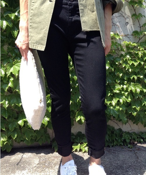 TODAYFUL（トゥデイフル）の「Mason'sデニム（デニムパンツ・レディース・ブラック/オフホワイト・26inch/24inch/25inch/23inch）」の7枚目の写真