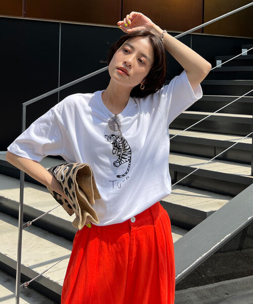 Rie Miller(リエミラー)の「オリジナルプリントTシャツ(Tシャツ/カットソー・レディース・ホワイト系その他6/ベージュ系その他5/ホワイト系その他5/ホワイト系その他4・38)」の21枚目の写真