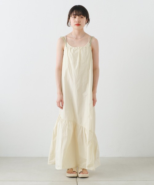 Kastane（カスタネ）の「【サイズ展開あり】紐配色ボリュームティアードキャミドレス（ワンピース・レディース・アイボリー/ブラック・1/0）」の18枚目の写真
