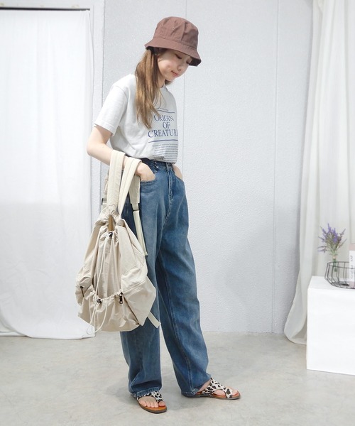 minia（ミニア）の「シャカシャカ素材のドロストリュック（バックパック/リュック・レディース・ブラック/ベージュ/ブルー・FREE）」の8枚目の写真