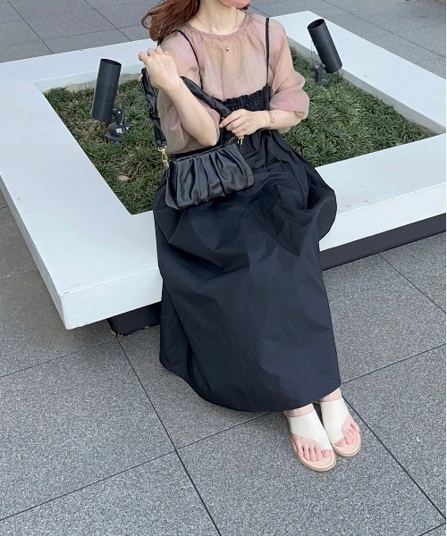 t a r o s u(タロス)の「kusyukusyu 2way bag/クシュクシュ2ウェイバッグ(ハンドバッグ・レディース・ホワイト/ブラック・FREE)」の22枚目の写真