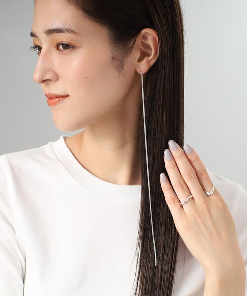 COCOSHNIK ONKITSCH(ココシュニックオンキッチュ)の「シルバー チェーンピアス フラットカーブロング(片耳用)(ピアス(両耳用)・レディース・シルバー・00)」の10枚目の写真