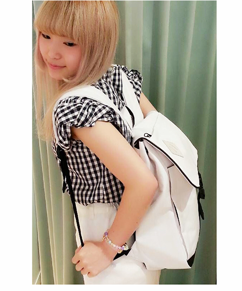 Every very nice claup（エブリィベリーナイスクラップ）の「Every very nice claup ナイロンリュック大（バックパック/リュック・レディース・ライトグレー/ネイビー/ブラック/ホワイト・FREE）」の20枚目の写真