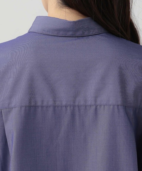 Elura（エルーラ）の「＜2024春ver＞アイロンいらずレギュラーシャツ／961272（シャツ/ブラウス・レディース・グレイッシュベージュ/ホワイト系その他5/ブルー/ホワイト/ライトベージュ/ライトブルー・MEDIUM/SMALL/LARGE）」の21枚目の写真