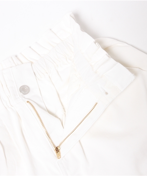 one after another NICE CLAUP（ワンアフターアナザーナイスクラップ）の「【non-no9月号掲載 ナイスクラップ】ベルト付ハイウェストショートパンツ（その他パンツ・レディース・オフホワイト/ブルー系その他/インディゴブルー/その他1・FREE）」の15枚目の写真