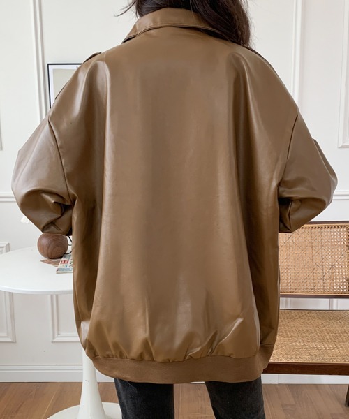 ABITOKYO（アビトーキョー）の「フェイクレザーヴィンテージオーバーブルゾン（ライダースジャケット・レディース・ブラック/ブラウン・FREE）」の14枚目の写真