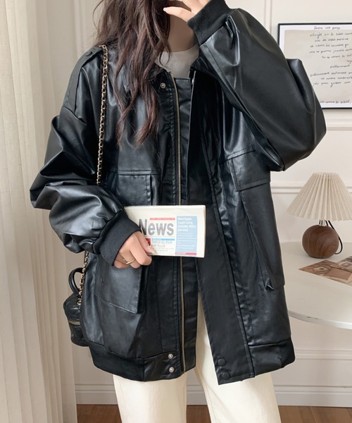 ABITOKYO（アビトーキョー）の「フェイクレザーヴィンテージオーバーブルゾン（ライダースジャケット・レディース・ブラック/ブラウン・FREE）」の8枚目の写真