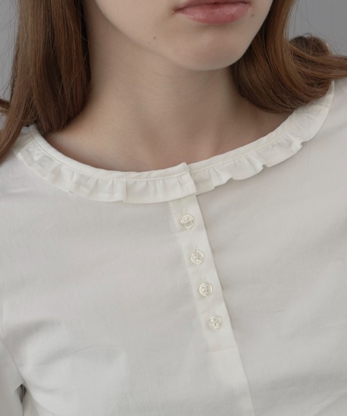 GIUNON（ジウノン）の「stretch frill blouse / ストレッチ