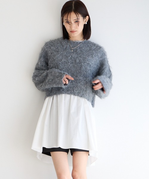 LOWRYS FARM（ローリーズファーム）の「シャギープルオーバーＬＳ　985937（ニット/セーター・レディース・グレー/レッド/アイボリー・FREE）」の2枚目の写真