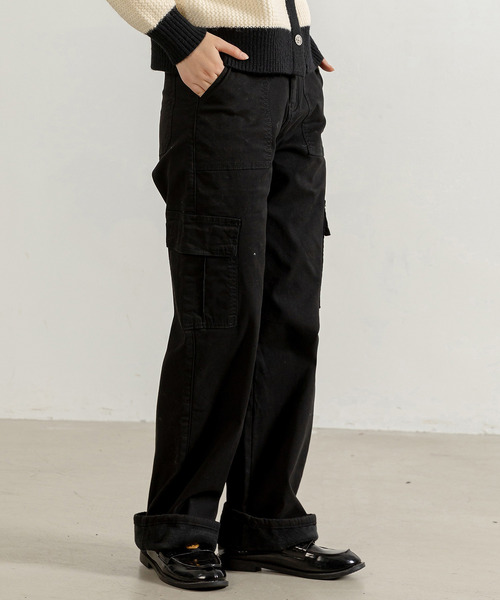 DAY CLOSET（デイ クローゼット）の「【吸湿発熱/裏起毛/大きいサイズ有】冬にぽかぽか タックインも得意。ストレートベイカーカーゴパンツ レディース（カーゴパンツ・レディース・ブラック/ベージュ・XL/M/L/XS/S）」の5枚目の写真