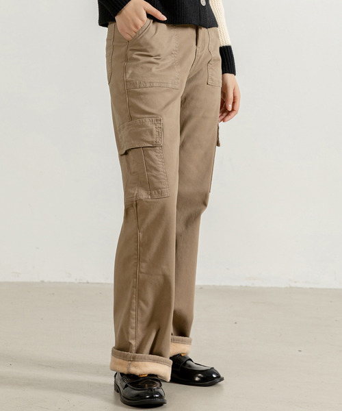 DAY CLOSET（デイ クローゼット）の「【吸湿発熱/裏起毛/大きいサイズ有】冬にぽかぽか タックインも得意。ストレートベイカーカーゴパンツ レディース（カーゴパンツ・レディース・ブラック/ベージュ・XL/M/L/XS/S）」の14枚目の写真