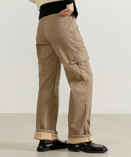 DAY CLOSET（デイ クローゼット）の「【吸湿発熱/裏起毛/大きいサイズ有】冬にぽかぽか タックインも得意。ストレートベイカーカーゴパンツ レディース（カーゴパンツ・レディース・ブラック/ベージュ・XL/M/L/XS/S）」の15枚目の写真