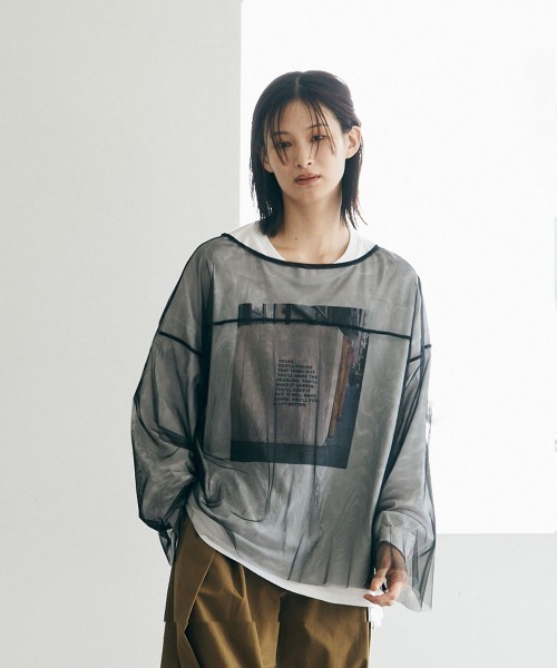 marjour(マージュール)の「SHEER MESH TOPS(Tシャツ/カットソー・レディース・ブラック/グレー・M)」の2枚目の写真