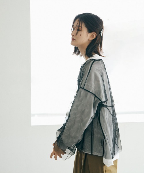 marjour(マージュール)の「SHEER MESH TOPS(Tシャツ/カットソー・レディース・ブラック/グレー・M)」の13枚目の写真