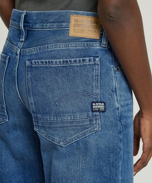 G-STAR(ジースター)の「JUDEE LOOSE JEANS/ヴィンテージライクワイドストレートジーンズ/L30(デニムパンツ・レディース・インディゴブルー・23inch/24inch/25inch/26inch/27inch)」の4枚目の写真