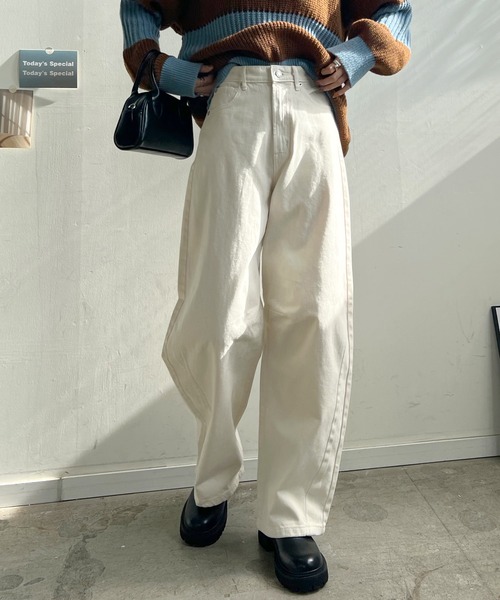 Futier land（フューティアランド）の「カーブラインデニムパンツ（デニムパンツ・レディース・ブルー/アイボリー/ブラック/ライトブルー・MEDIUM）」の2枚目の写真