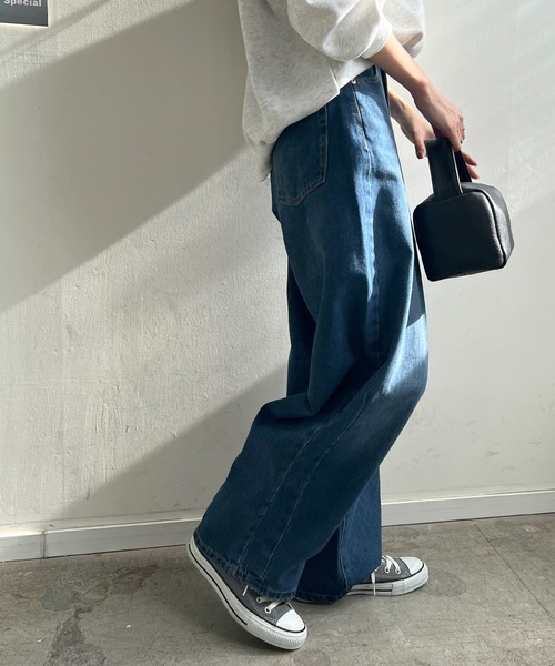 Futier land（フューティアランド）の「カーブラインデニムパンツ（デニムパンツ・レディース・ブルー/アイボリー/ブラック/ライトブルー・MEDIUM）」の22枚目の写真