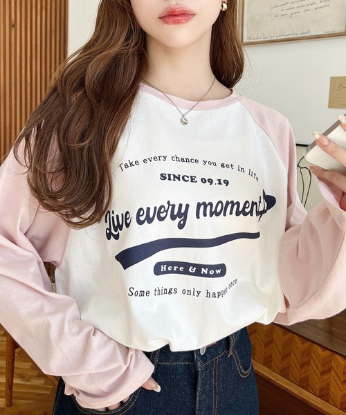 moment+（モーメントプラス）の「綿100％天竺.ラグランロゴプリントロンT（Tシャツ/カットソー・レディース・チャコールグレー/ネイビー/ピンク/オートミール・M/L）」の4枚目の写真