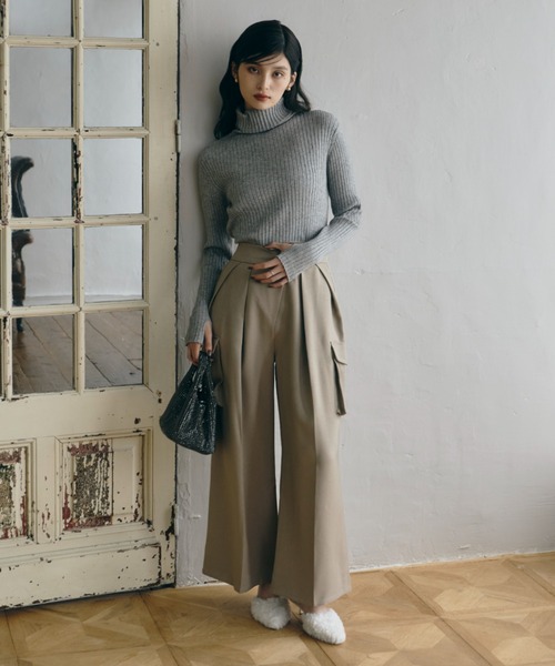 ECREL(エクレール)の「アシメタックカーゴパンツ(カーゴパンツ・レディース・ブラック/グレー/ベージュ・M/S)」の9枚目の写真