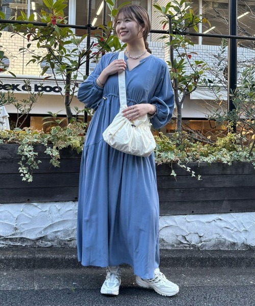 un dix cors（アンディコール）の「ドロストリング2wayショルダー（ショルダーバッグ・レディース・アイボリー/ブラック・FREE）」の17枚目の写真