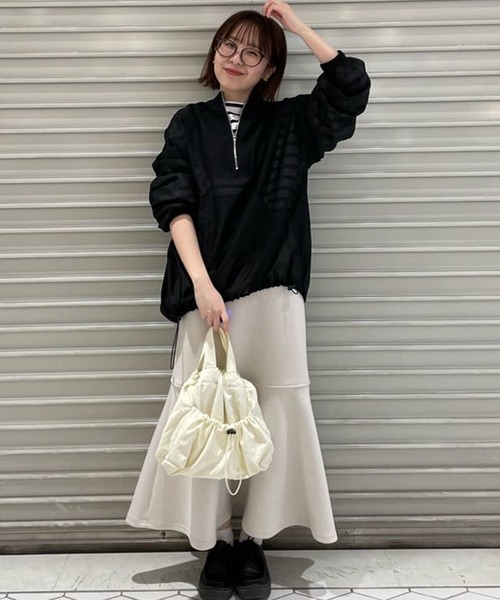 un dix cors（アンディコール）の「ドロストリング2wayショルダー（ショルダーバッグ・レディース・アイボリー/ブラック・FREE）」の18枚目の写真