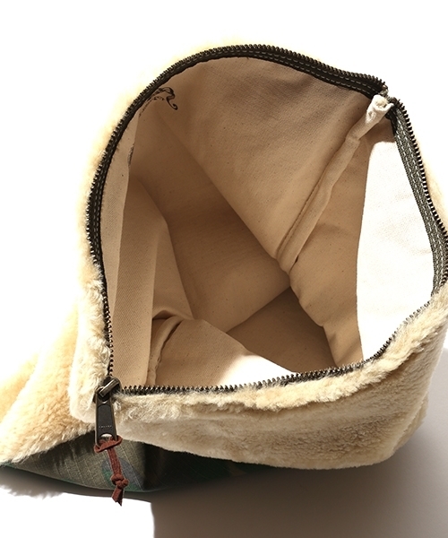 FREAK'S STORE（フリークスストア）の「LA ROCCA/ラロッカ　DOUBLE CLUTCH BAG クラッチバッグ（クラッチバッグ・レディース・キャメル/カモフラージュ・FREE）」の4枚目の写真