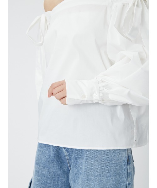 FRAY I.D（フレイアイディー）の「タックオフショルリボンブラウス