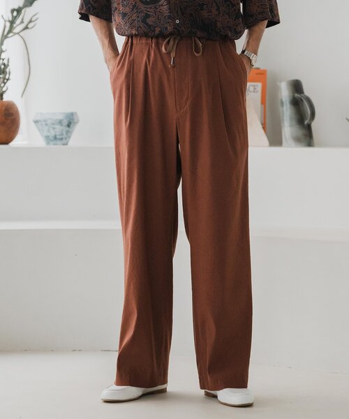 EDIFICE（エディフィス）の「リネン/ビスコース ポプリン ワイドイージーパンツ（スラックス・メンズ・ブラック/チャコールグレー/ブラウン/マスタード・MEDIUM/LARGE）」の4枚目の写真