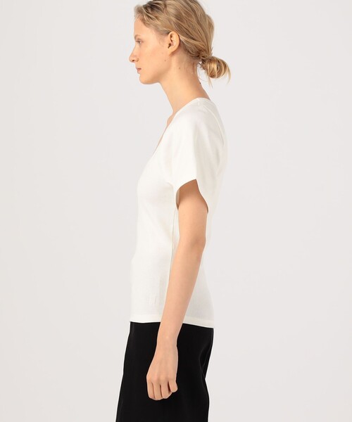 BY MALENE BIRGER(バイマレーネビルガー)の「BY MALENE BIRGER LUNAI Tシャツ(Tシャツ/カットソー・レディース・ブラック/ホワイト・XS)」の5枚目の写真