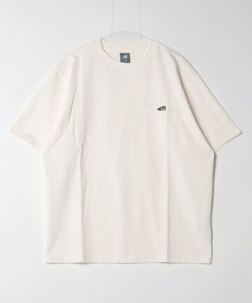 NEW BALANCE(ニューバランス)の「【別注】ニューバランス New Balance THE CITY シューパッチリラックスTシャツ 限定コラボ(Tシャツ/カットソー・メンズ・オリーブ/オフホワイト/ベージュ/ネイビー・S/M/L/LL)」の2枚目の写真