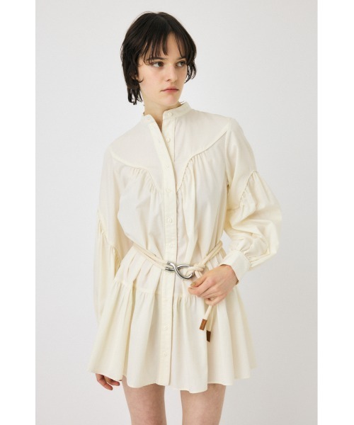 MOUSSY(マウジー)の「WESTERN SHIRT ミニワンピース(ワンピース・レディース・オフホワイト/ダークネイビー/ベージュ・1/2)」の5枚目の写真