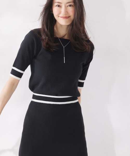 M.deux(エムドゥ)の「《ライン入りニットアップ》(ニット/セーター・レディース・ベージュ/ブラック・MEDIUM)」の3枚目の写真