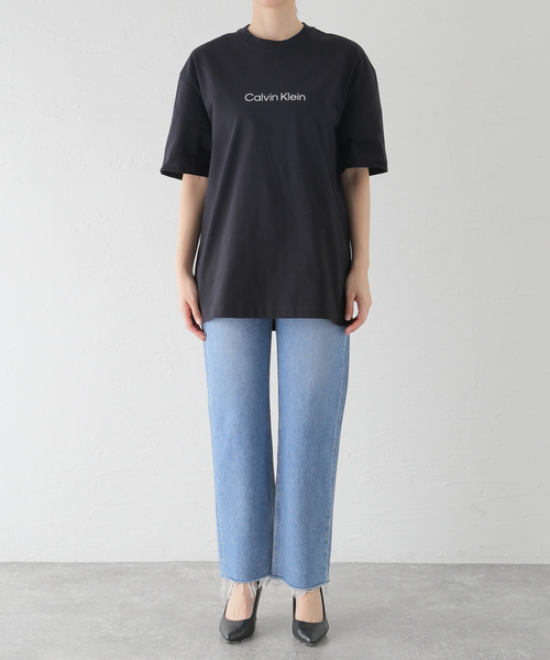 Calvin Klein(カルバン・クライン)の「【Calvin Klein / カルバン クライン】 SS STANDARD LOGO TEE(Tシャツ/カットソー・レディース・ホワイト/パープル/ブラック・MEDIUM)」の17枚目の写真