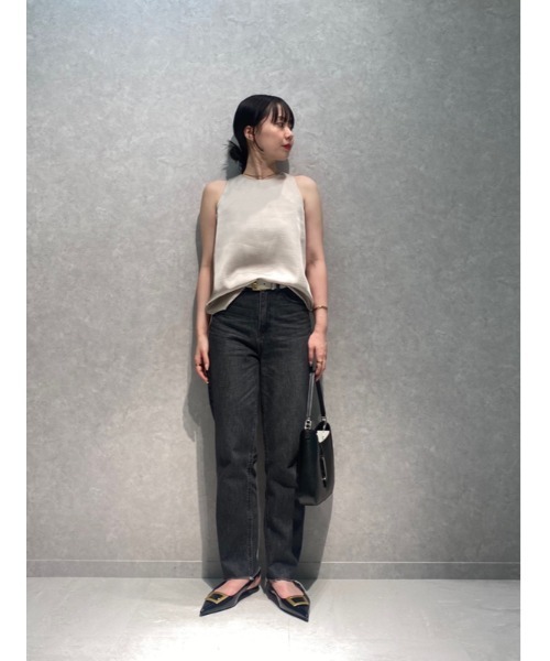 Mila Owen（ミラオーウェン）の「クルーネックノースリサテン