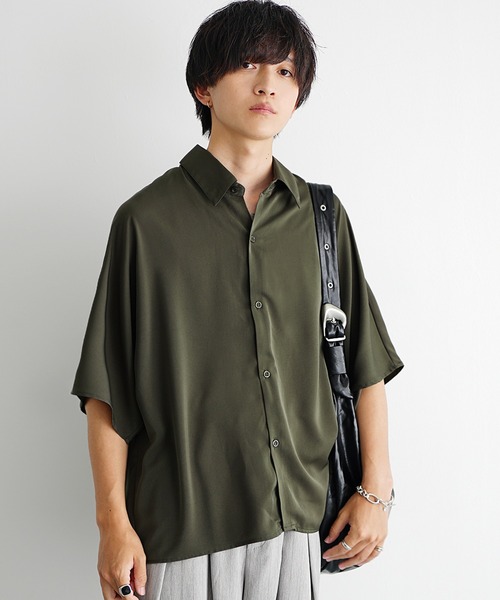 極美品✨モラビト　半袖ドルマンTシャツ　プルオーバーカットソーLロゴ 入 MinoriTY】梨地ビッグドルマンスリットトレーナー Tシャツ 半袖