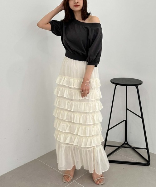 archives(アルシーヴ)の「ピグメントオフショルTシャツ(Tシャツ/カットソー・レディース・チャコールグレー/オフホワイト/ブラウン/ブルー・MEDIUM)」の22枚目の写真