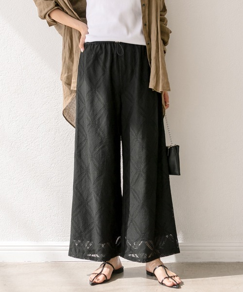 RIVE DROITE（リヴドロワ）の「オーナメントレースパンツ（その他パンツ・レディース・オフホワイト/ブラック・FREE）」の2枚目の写真