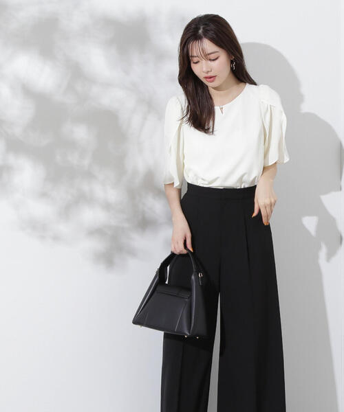 PROPORTION BODY DRESSING(プロポーションボディドレッシング)の「ポイントパールフレアスリーブブラウス / 1214210700(シャツ/ブラウス・レディース・ピンク/ホワイト系その他/ブラック・SMALL/MEDIUM)」の18枚目の写真