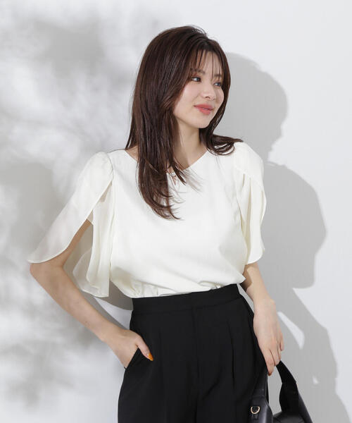 PROPORTION BODY DRESSING(プロポーションボディドレッシング)の「ポイントパールフレアスリーブブラウス / 1214210700(シャツ/ブラウス・レディース・ピンク/ホワイト系その他/ブラック・SMALL/MEDIUM)」の15枚目の写真