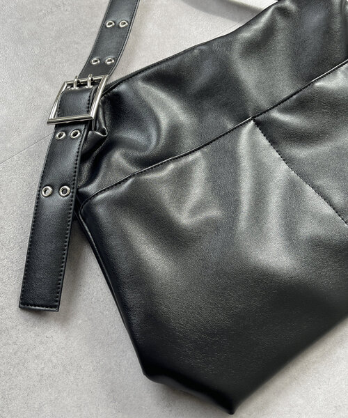 CPCM（シーピーシーエム）の「ダブルベルトPUショルダー（ショルダーバッグ・レディース・ブラウン/シルバー/ブラック・FREE）」の6枚目の写真