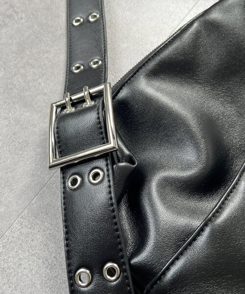 CPCM（シーピーシーエム）の「ダブルベルトPUショルダー（ショルダーバッグ・レディース・ブラウン/シルバー/ブラック・FREE）」の8枚目の写真