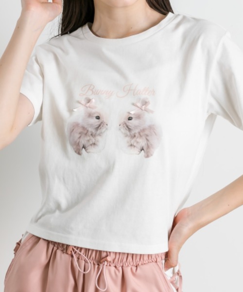 OLIVE des OLIVE（オリーブデオリーブ）の「アソートプリントTシャツ 1041060940（Tシャツ/カットソー・レディース・ホワイト/オフホワイト/ピンク/チャコールグレー/サックスブルー・FREE）」の2枚目の写真