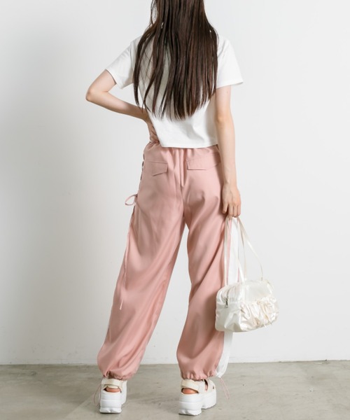 OLIVE des OLIVE（オリーブデオリーブ）の「アソートプリントTシャツ 1041060940（Tシャツ/カットソー・レディース・ホワイト/オフホワイト/ピンク/チャコールグレー/サックスブルー・FREE）」の13枚目の写真