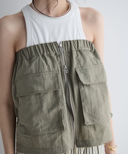 MERLOT（メルロー）の「ナイロンマルチwayダブルジップビスチェ/スカート（スカート・レディース・ブラック/カーキ・FREE）」の18枚目の写真