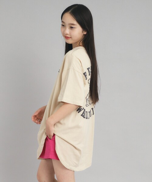 PINK-latte（ピンクラテ）の「◆【接触冷感/130cmあり】ピンクマテTシャツ（Tシャツ/カットソー・キッズ・ライトブルー/オフホワイト/ベージュ・13/14/15 /16）」の3枚目の写真