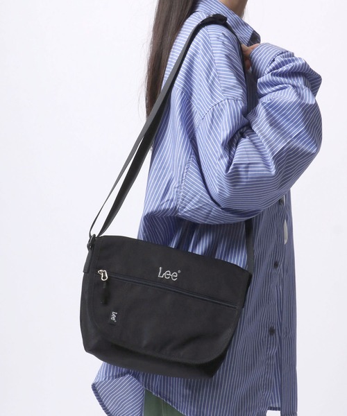 Lee(リー)の「Lee/リー ロゴ ワンポイント刺繍 撥水 フラップ ショルダーバッグ/レディース メンズ(ショルダーバッグ・レディース・グレー/ブラック/カーキ/ベージュ・FREE)」の16枚目の写真