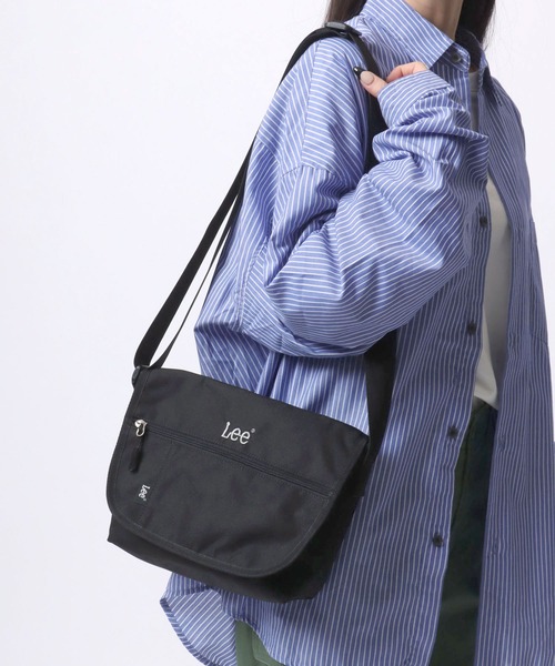 Lee(リー)の「Lee/リー ロゴ ワンポイント刺繍 撥水 フラップ ショルダーバッグ/レディース メンズ(ショルダーバッグ・レディース・グレー/ブラック/カーキ/ベージュ・FREE)」の17枚目の写真