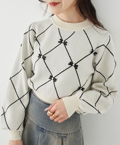 MAJESTIC LEGON（マジェスティックレゴン）の「プチリボンビジューニット（ニット/セーター・レディース・ピンク系その他2/ホワイト系その他2/ブラック系その他/グレー系その他・MEDIUM）」の21枚目の写真