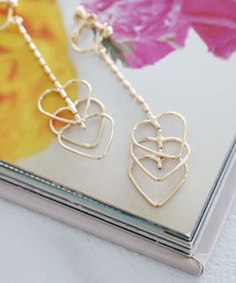 tiny tiny（ティニーティニー）の「3連ハートイヤリング[tiny tiny(ティニーティニー)]（イヤリング）」