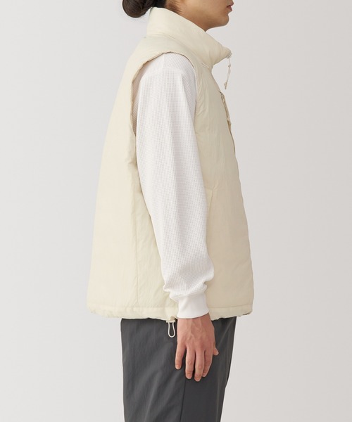 無印良品（ムジルシリョウヒン）の「〔MUJI WALKER〕紳士　撥水洗える中わたウォーキングベスト（ベスト・メンズ・グレー/ブラック/アイボリー・M/S/L/XL）」の6枚目の写真